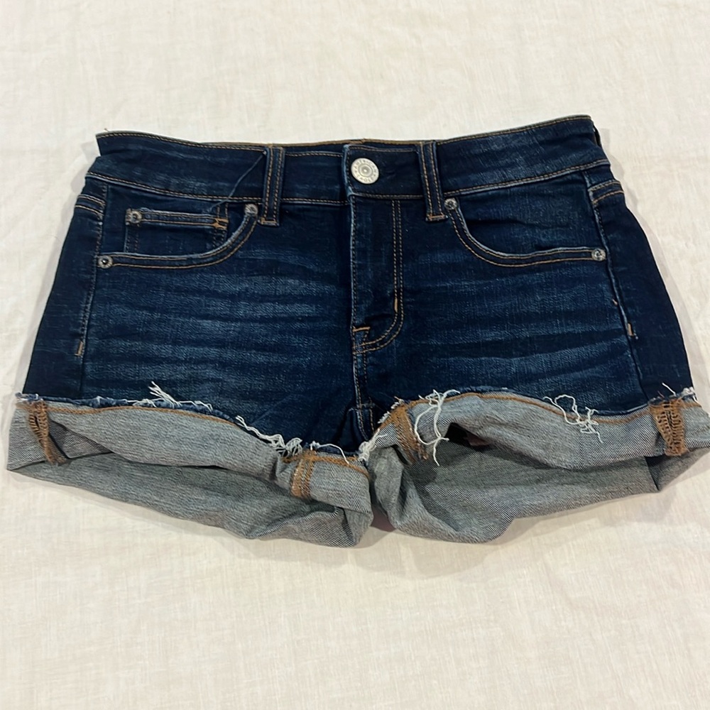 american eagle super stretch shortie short dark wash cotton denim cuffed size 2